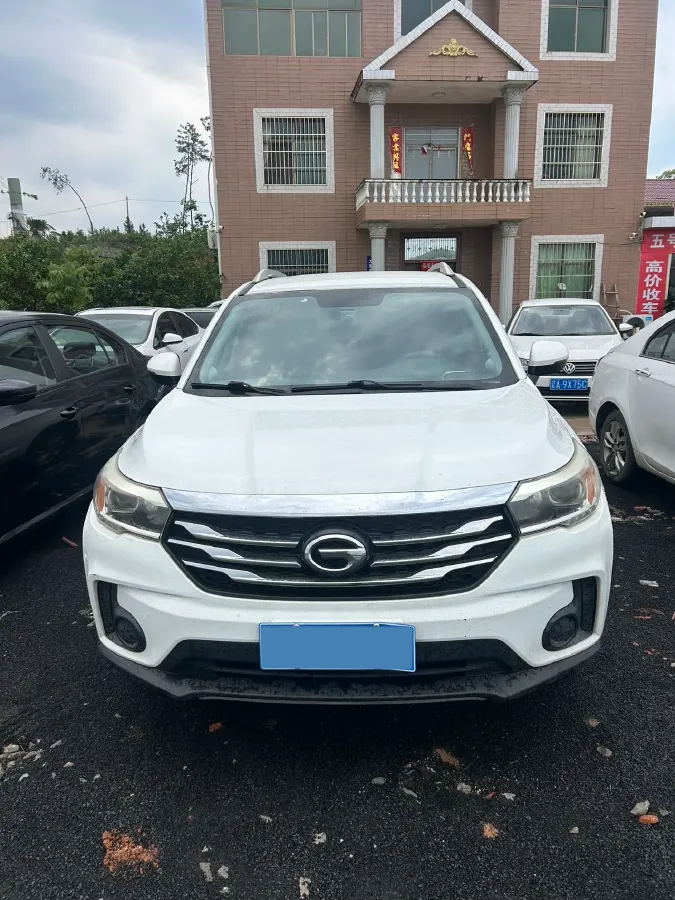 2017 GAC Trumpchi GS4 1.3T 137HP L4 7DCT,autocango,china used car exporter,china ev exporter,chinese used car exporter,chinese used ev exporter