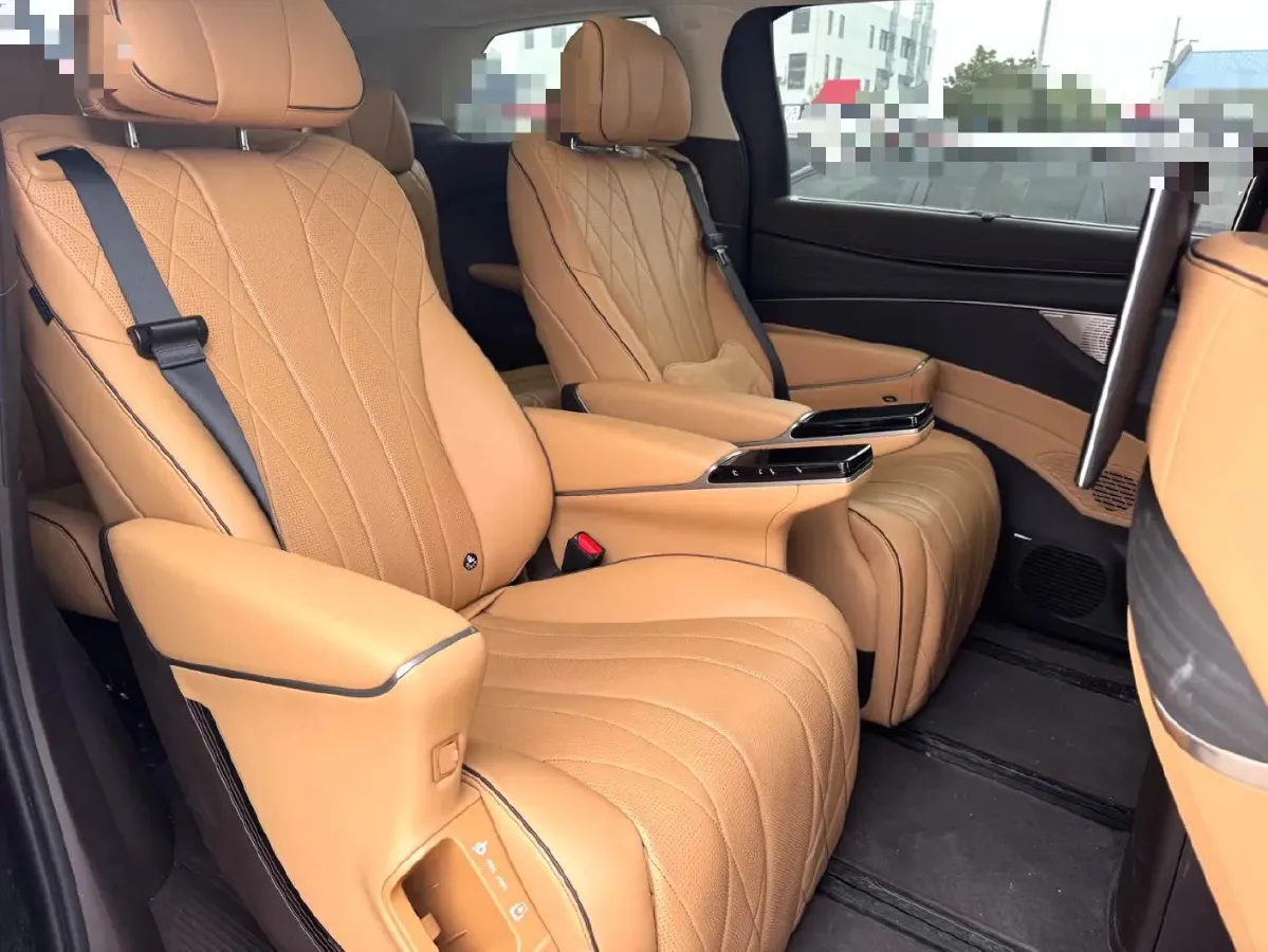 2024 Denza D9 1.5T 139HP L4 E-CVT PHEV 40KWH,autocango,china used car exporter,china ev exporter,chinese used car exporter,chinese used ev exporter