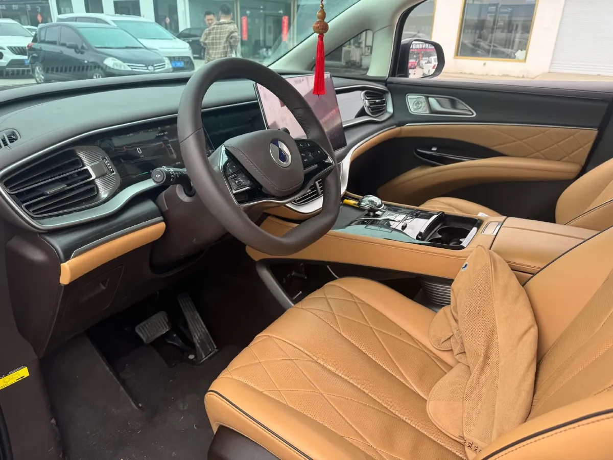 2024 Denza D9 1.5T 139HP L4 E-CVT PHEV 40KWH,autocango,china used car exporter,china ev exporter,chinese used car exporter,chinese used ev exporter