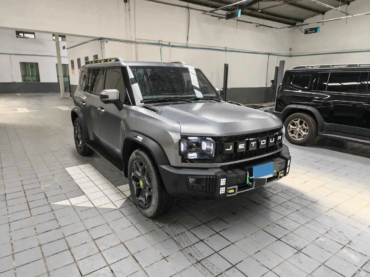 2024 Jetour ShanHai TravellerC-DM 1.5T 156HP L4 3DHT PHEV 43.24KWH,autocango,china used car exporter,china ev exporter,chinese used car exporter,chinese used ev exporter