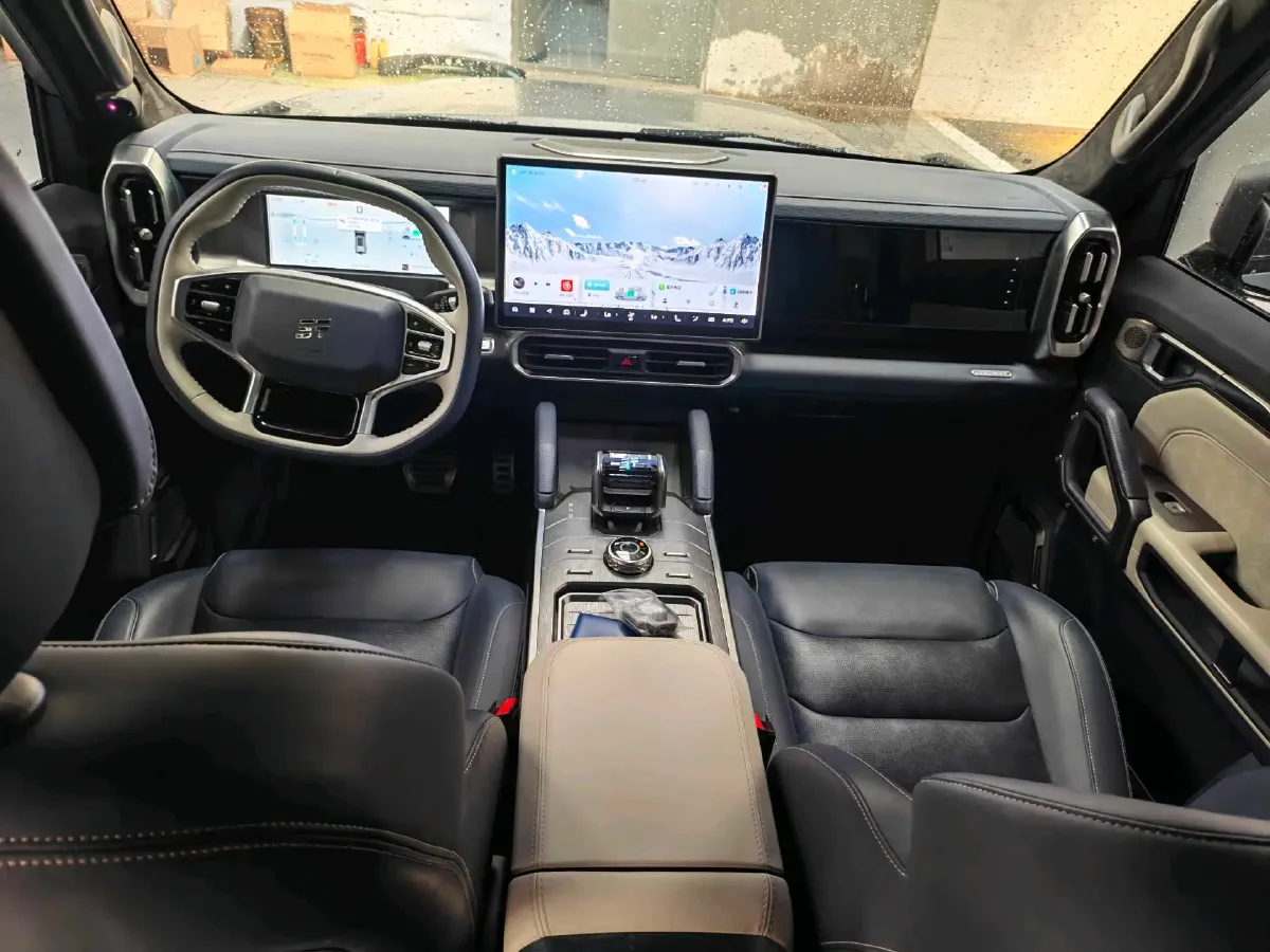 2024 Jetour ShanHai TravellerC-DM 1.5T 156HP L4 3DHT PHEV 43.24KWH,autocango,china used car exporter,china ev exporter,chinese used car exporter,chinese used ev exporter