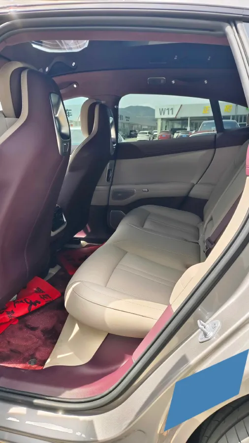 2025 MI YU7 BEV 101.7KWH,autocango,china used car exporter,china ev exporter,chinese used car exporter,chinese used ev exporter