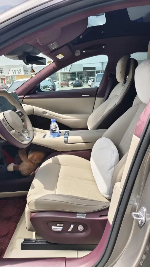 2025 MI YU7 BEV 101.7KWH,autocango,china used car exporter,china ev exporter,chinese used car exporter,chinese used ev exporter