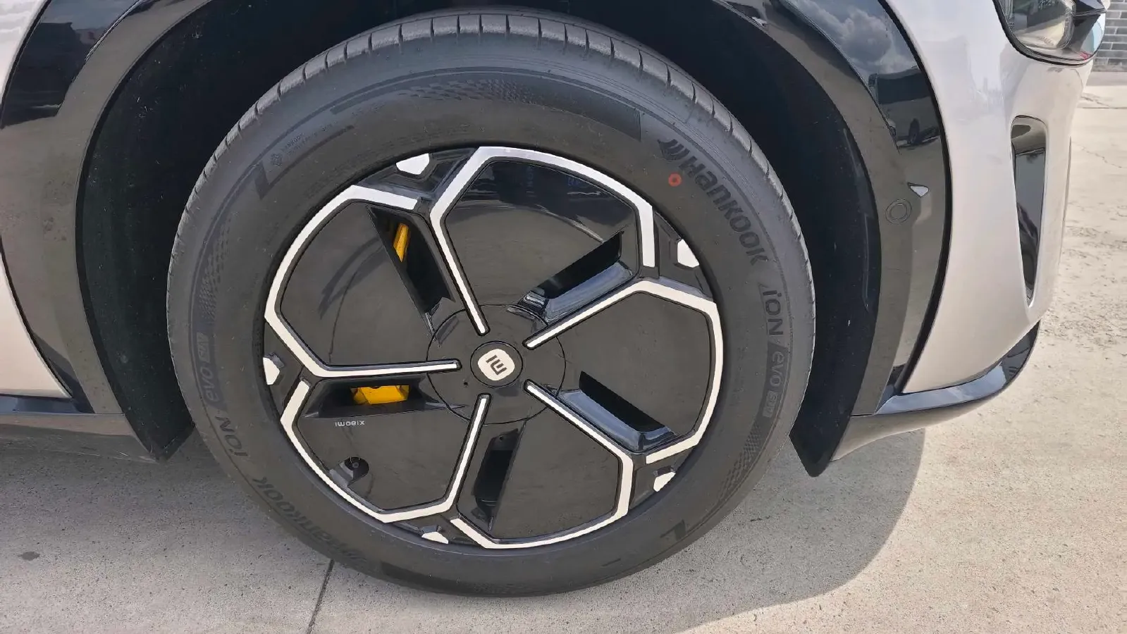 2025 MI YU7 BEV 101.7KWH,autocango,china used car exporter,china ev exporter,chinese used car exporter,chinese used ev exporter