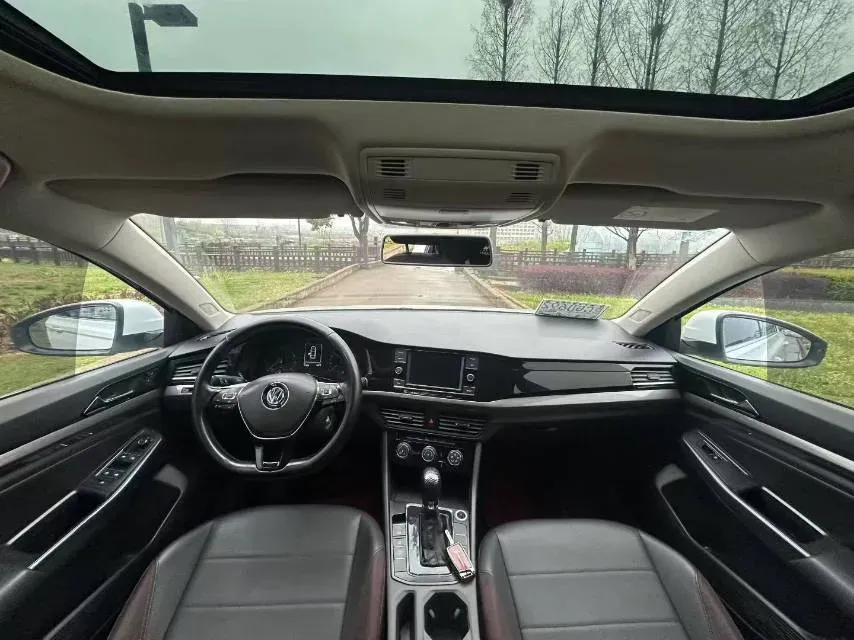2020 Volkswagen Bora 1.5L 113HP L4 6AT,autocango,china used car exporter,china ev exporter,chinese used car exporter,chinese used ev exporter