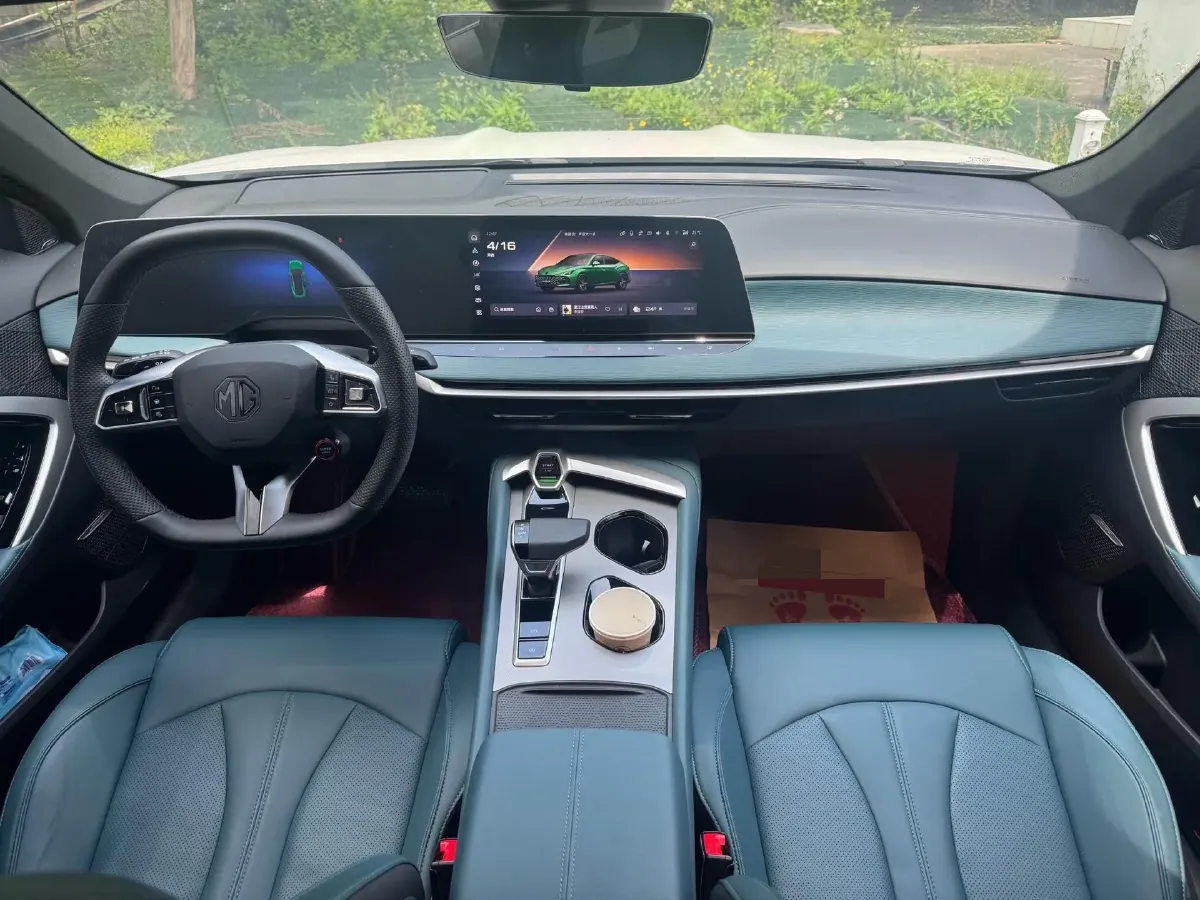 2026 MG 7 2.0T 261HP L4 9AT,autocango,china used car exporter,china ev exporter,chinese used car exporter,chinese used ev exporter