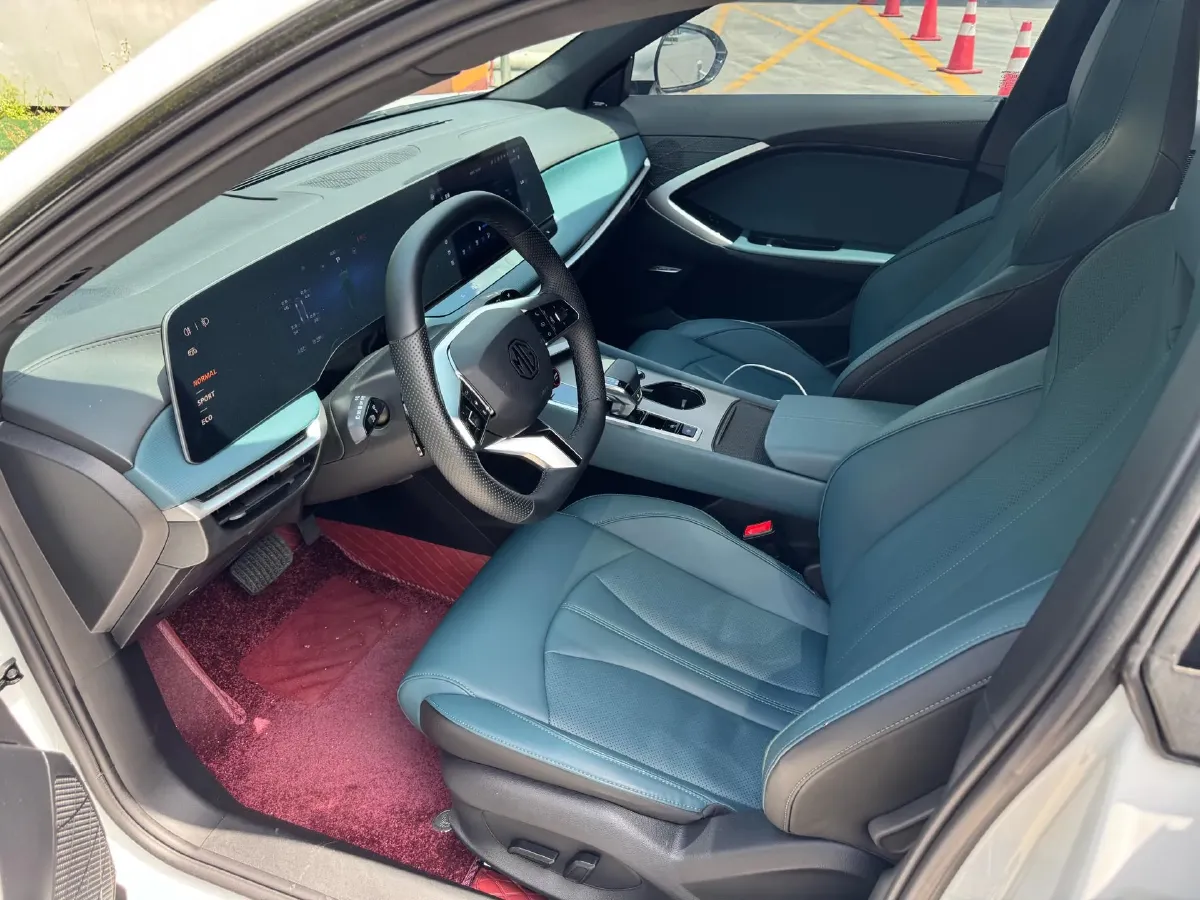 2026 MG 7 2.0T 261HP L4 9AT,autocango,china used car exporter,china ev exporter,chinese used car exporter,chinese used ev exporter