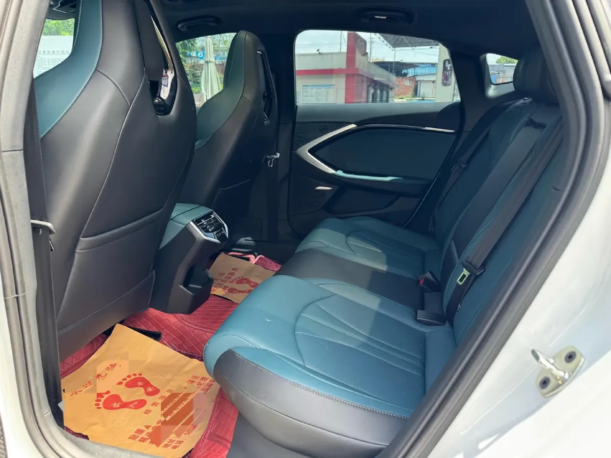 2026 MG 7 2.0T 261HP L4 9AT,autocango,china used car exporter,china ev exporter,chinese used car exporter,chinese used ev exporter