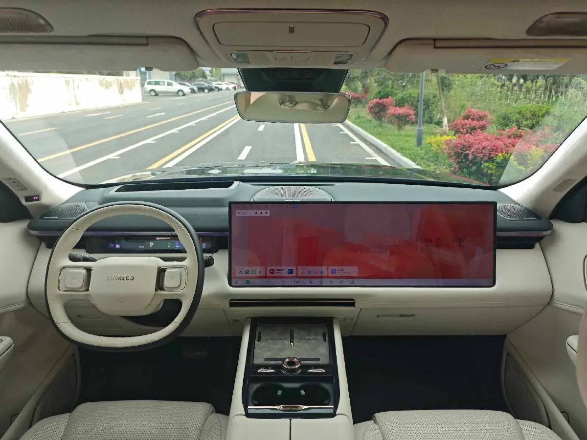 2025 LYNK&CO 900 1.5T 190HP L4 3DHT PHEV 43.3KWH,autocango,china used car exporter,china ev exporter,chinese used car exporter,chinese used ev exporter