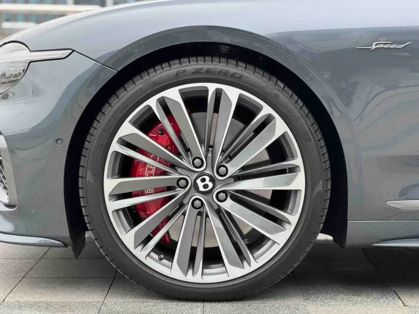 2025 Bentley Continental 4.0T 600HP V8 8DCT PHEV 25.9KWH,autocango,china used car exporter,china ev exporter,chinese used car exporter,chinese used ev exporter