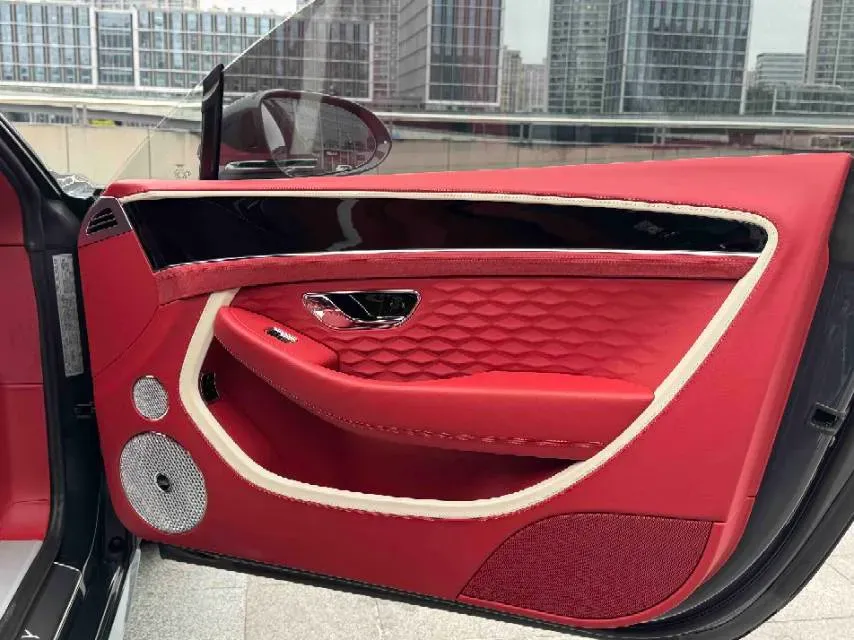 2025 Bentley Continental 4.0T 600HP V8 8DCT PHEV 25.9KWH,autocango,china used car exporter,china ev exporter,chinese used car exporter,chinese used ev exporter