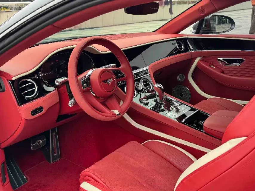 2025 Bentley Continental 4.0T 600HP V8 8DCT PHEV 25.9KWH,autocango,china used car exporter,china ev exporter,chinese used car exporter,chinese used ev exporter