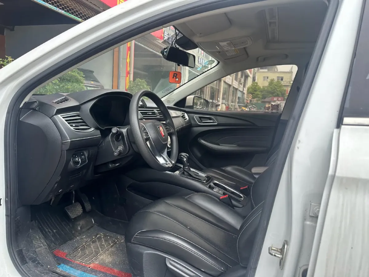 2019 Roewe i5 1.5L 120HP L4 CVT,autocango,china used car exporter,china ev exporter,chinese used car exporter,chinese used ev exporter