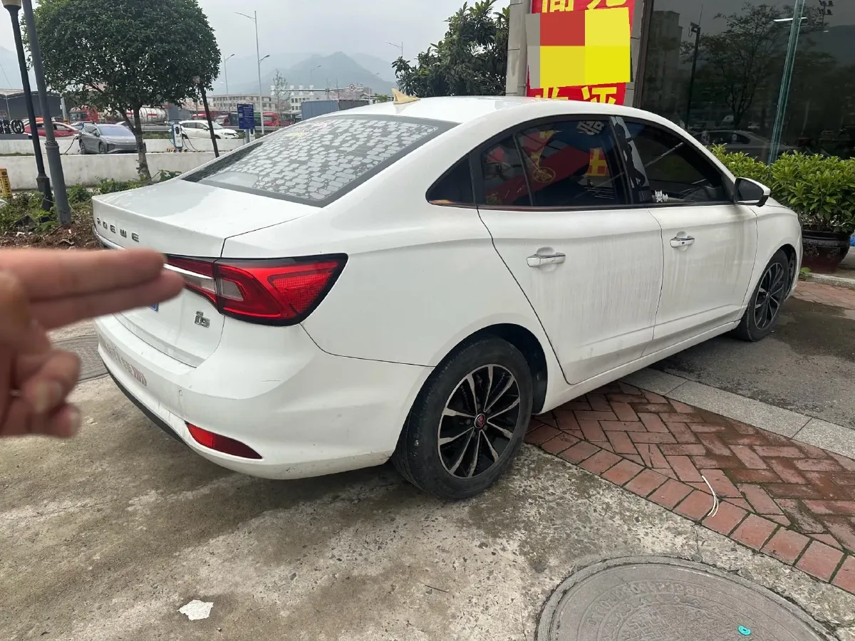 2019 Roewe i5 1.5L 120HP L4 CVT,autocango,china used car exporter,china ev exporter,chinese used car exporter,chinese used ev exporter