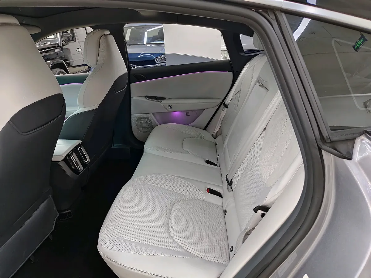 2025 ARCFOX αS5 BEV,autocango,china used car exporter,china ev exporter,chinese used car exporter,chinese used ev exporter