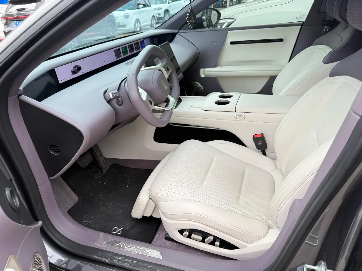 2025 Avatr 06 REEV 156HP REEV,autocango,china used car exporter,china ev exporter,chinese used car exporter,chinese used ev exporter