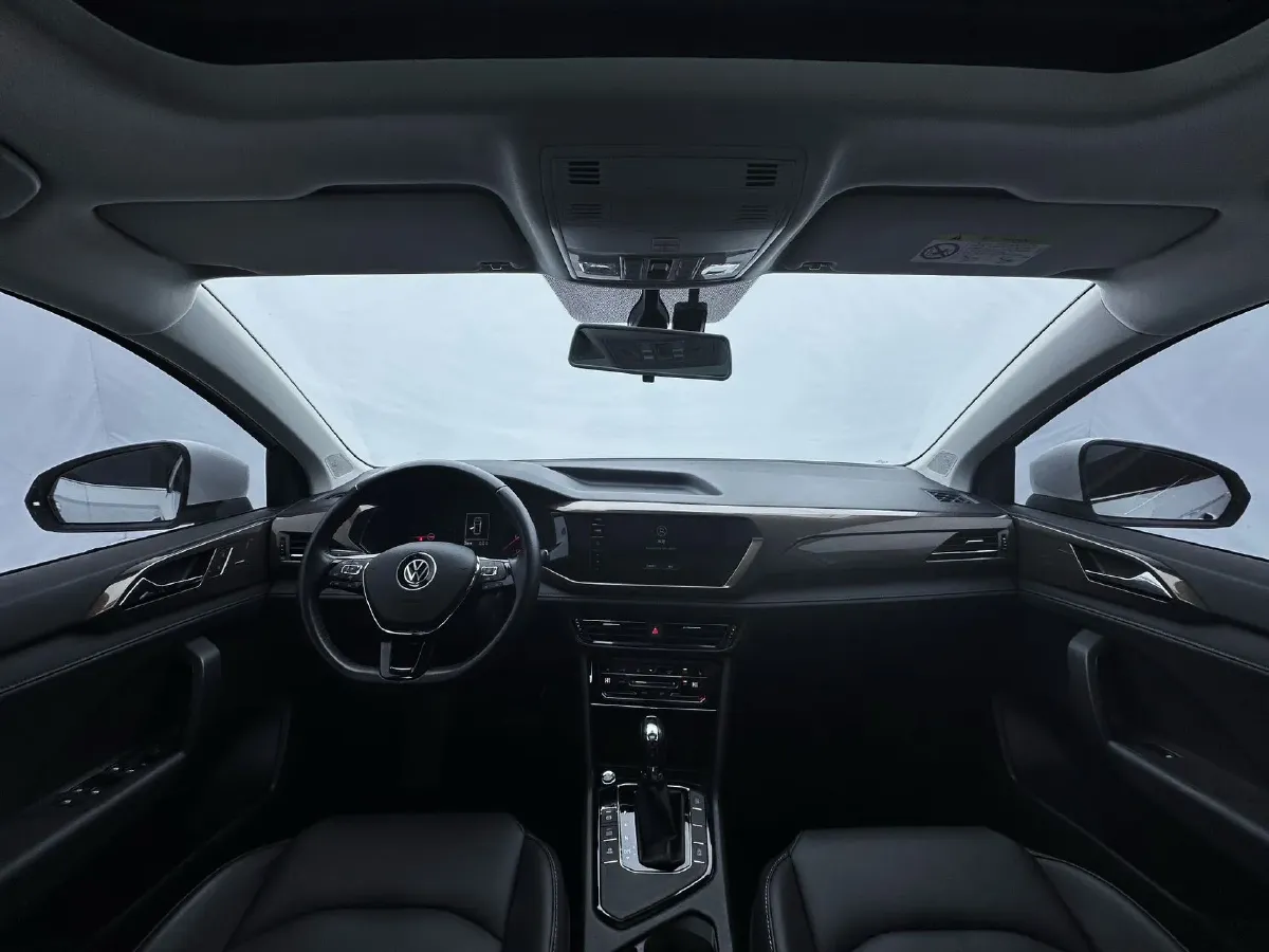 2021 Volkswagen Tharu 1.4T 150HP L4 7DCT,autocango,china used car exporter,china ev exporter,chinese used car exporter,chinese used ev exporter