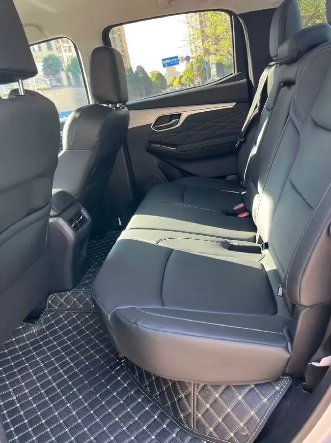 2021 Isuzu D-MAX 1.9T 163HP L4 6AT,autocango,china used car exporter,china ev exporter,chinese used car exporter,chinese used ev exporter