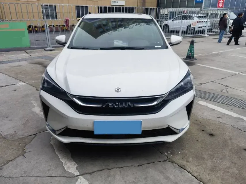 2021 DongFeng Aeolus YiXuan 1.5T 150HP L4 6DCT,autocango,china used car exporter,china ev exporter,chinese used car exporter,chinese used ev exporter