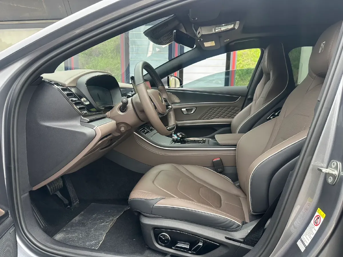 2022 Lincoln Corsair 2.0T 245HP L4 8AT,autocango,china used car exporter,china ev exporter,chinese used car exporter,chinese used ev exporter