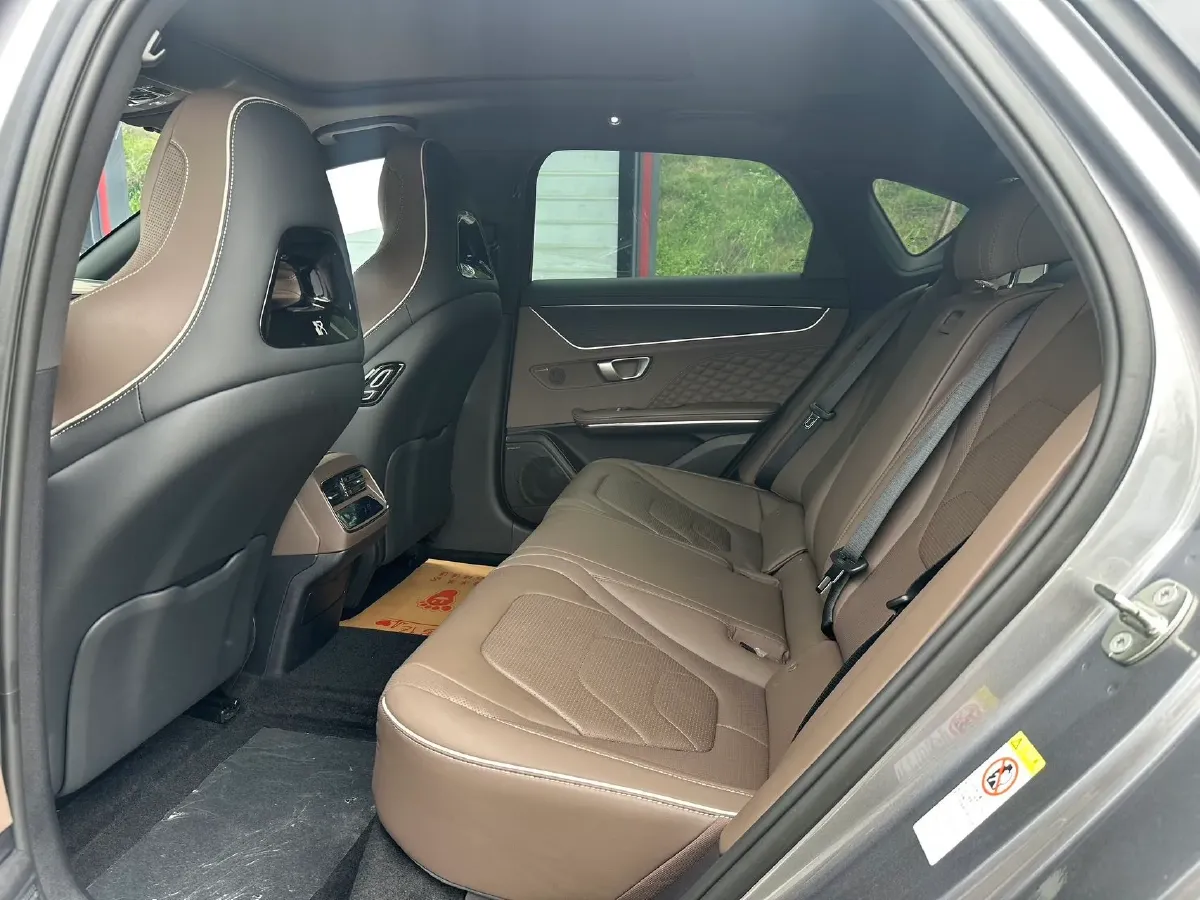 2022 Lincoln Corsair 2.0T 245HP L4 8AT,autocango,china used car exporter,china ev exporter,chinese used car exporter,chinese used ev exporter