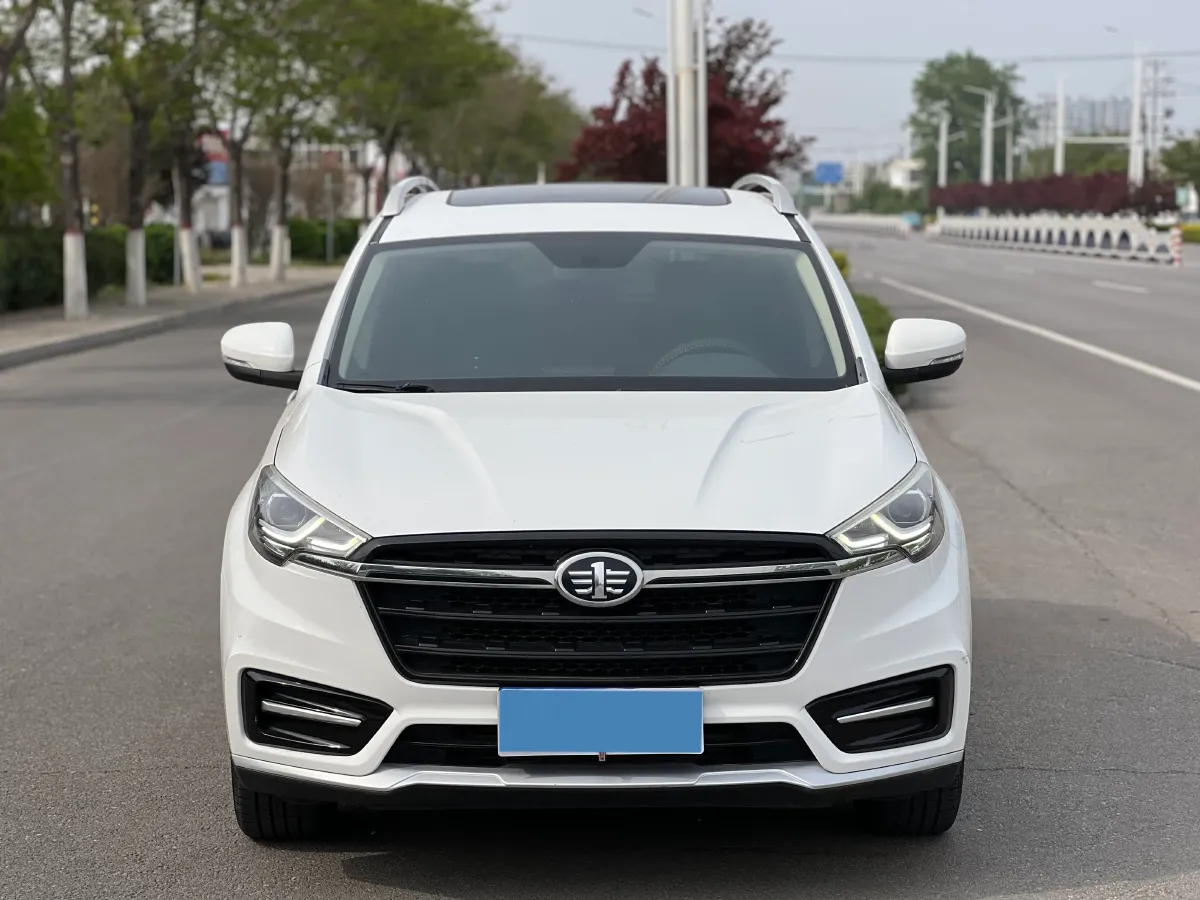 2019 FAW Jumpal D80 1.2T 143HP L4 6MT,autocango,china used car exporter,china ev exporter,chinese used car exporter,chinese used ev exporter