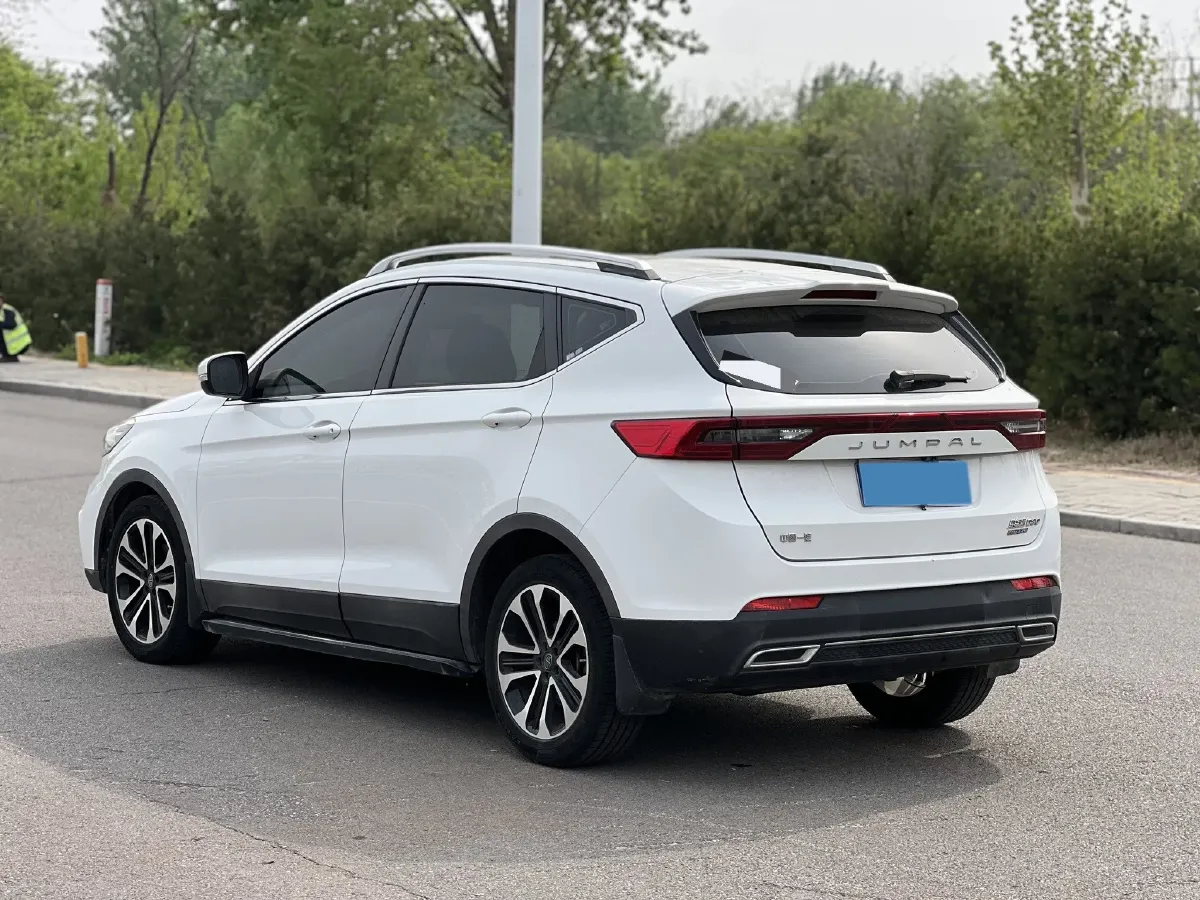 2019 FAW Jumpal D80 1.2T 143HP L4 6MT,autocango,china used car exporter,china ev exporter,chinese used car exporter,chinese used ev exporter