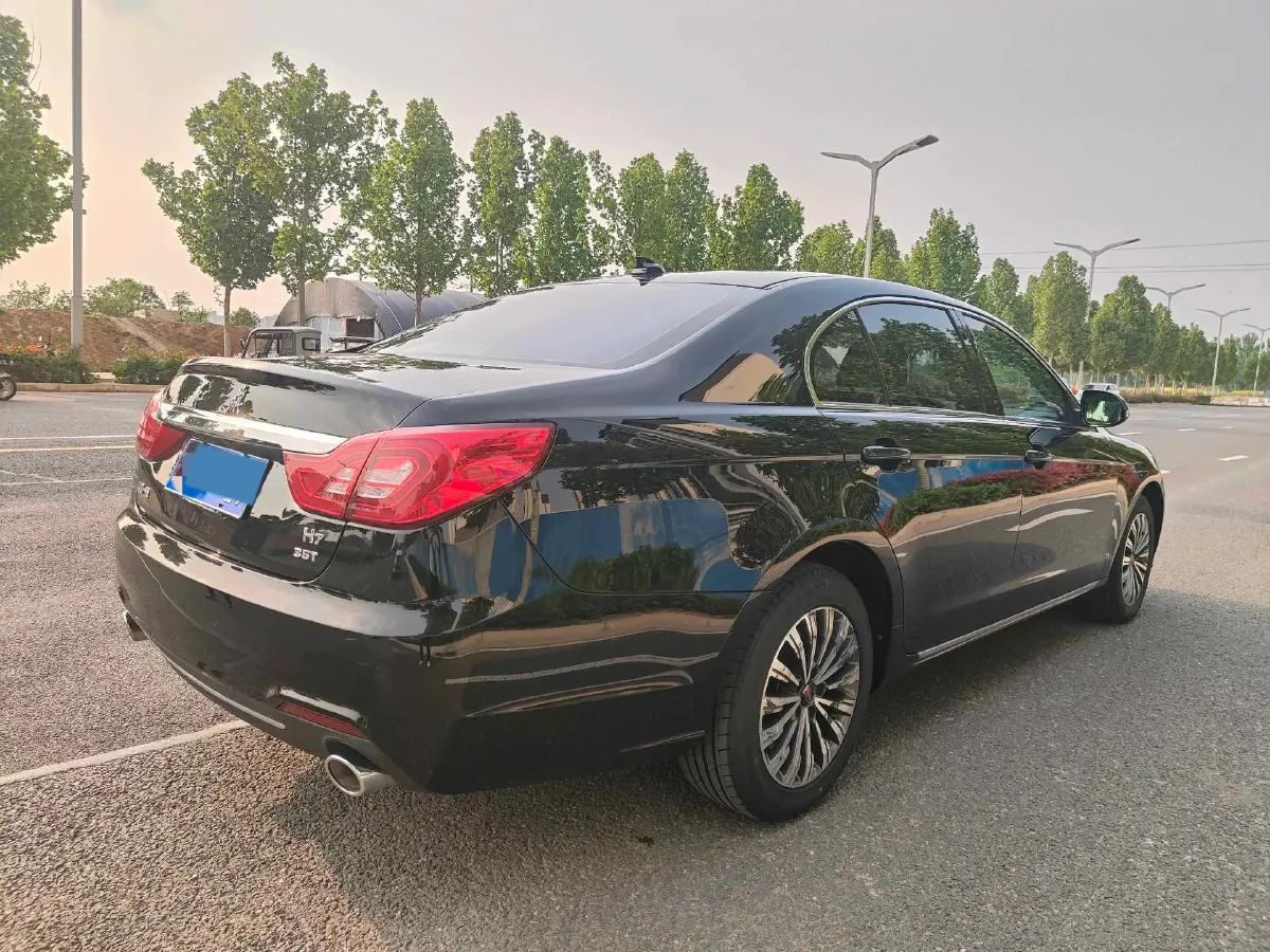 2021 HongQi H7 1.8T 188HP L4 6AT,autocango,china used car exporter,china ev exporter,chinese used car exporter,chinese used ev exporter