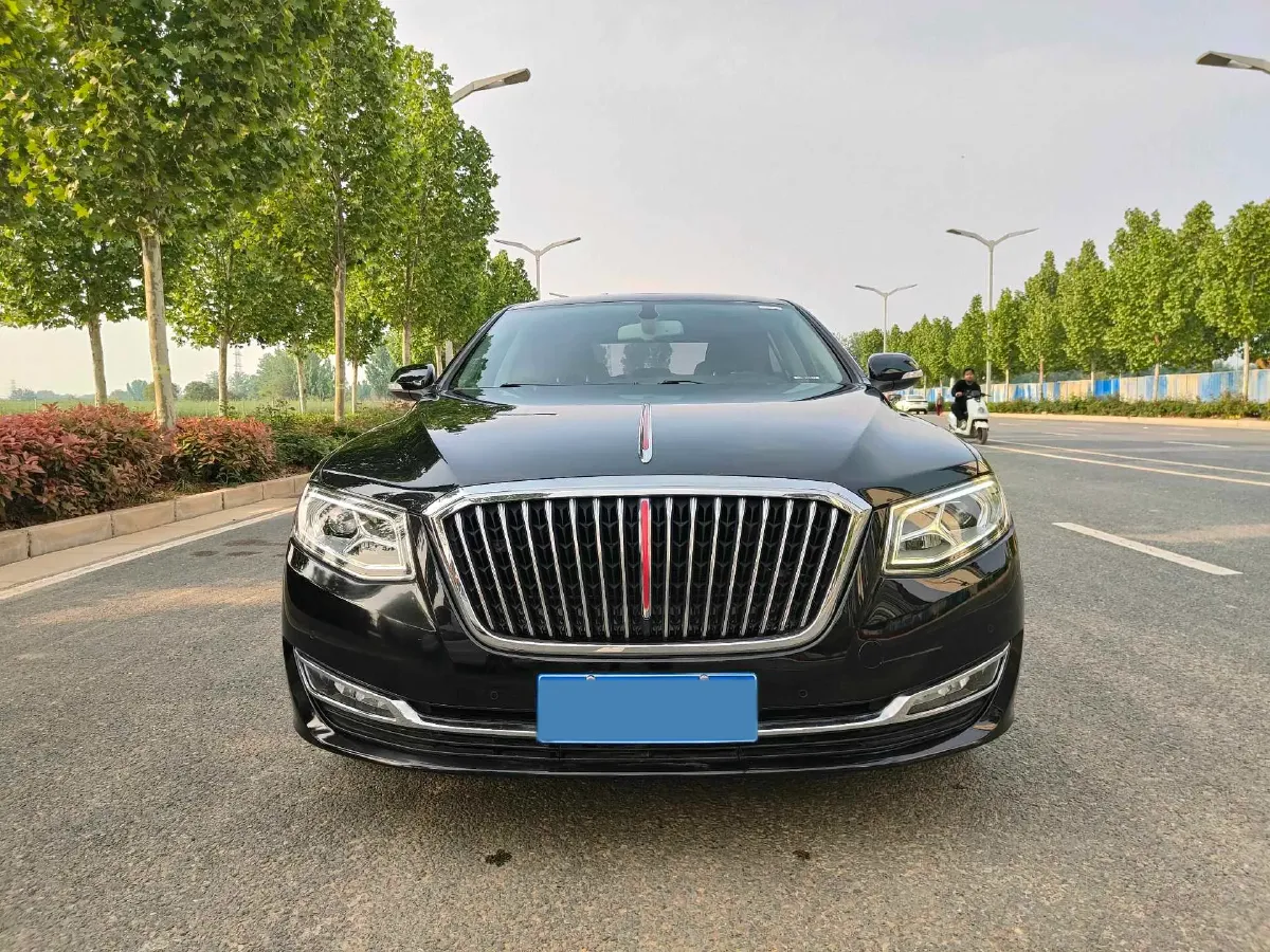 2021 HongQi H7 1.8T 188HP L4 6AT,autocango,china used car exporter,china ev exporter,chinese used car exporter,chinese used ev exporter