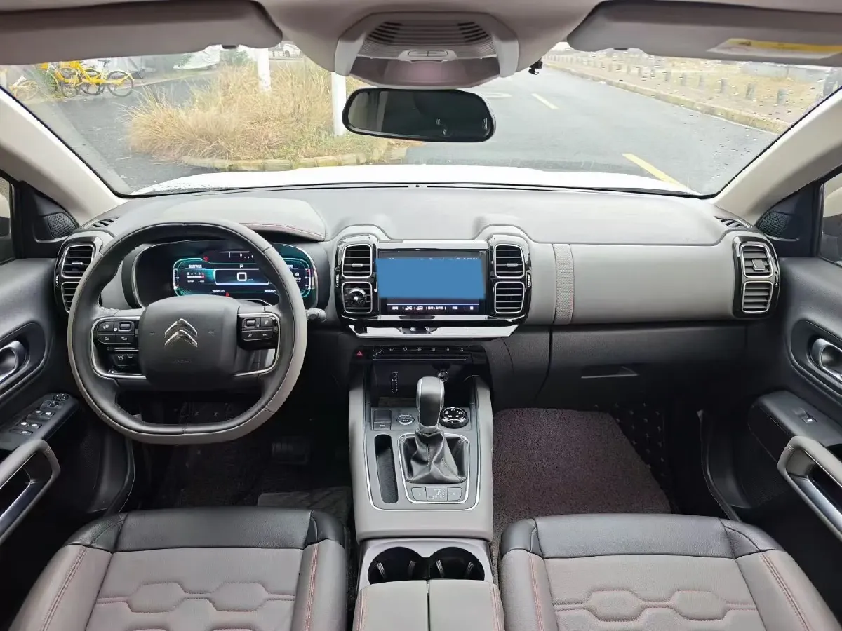 2018 Citroen C5 Aircross 1.6T 167HP L4 6AT,autocango,china used car exporter,china ev exporter,chinese used car exporter,chinese used ev exporter