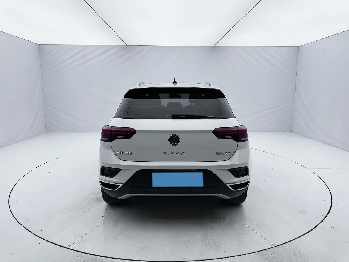 2022 Volkswagen T-Roc 1.4T 150HP L4 7DCT,autocango,china used car exporter,china ev exporter,chinese used car exporter,chinese used ev exporter