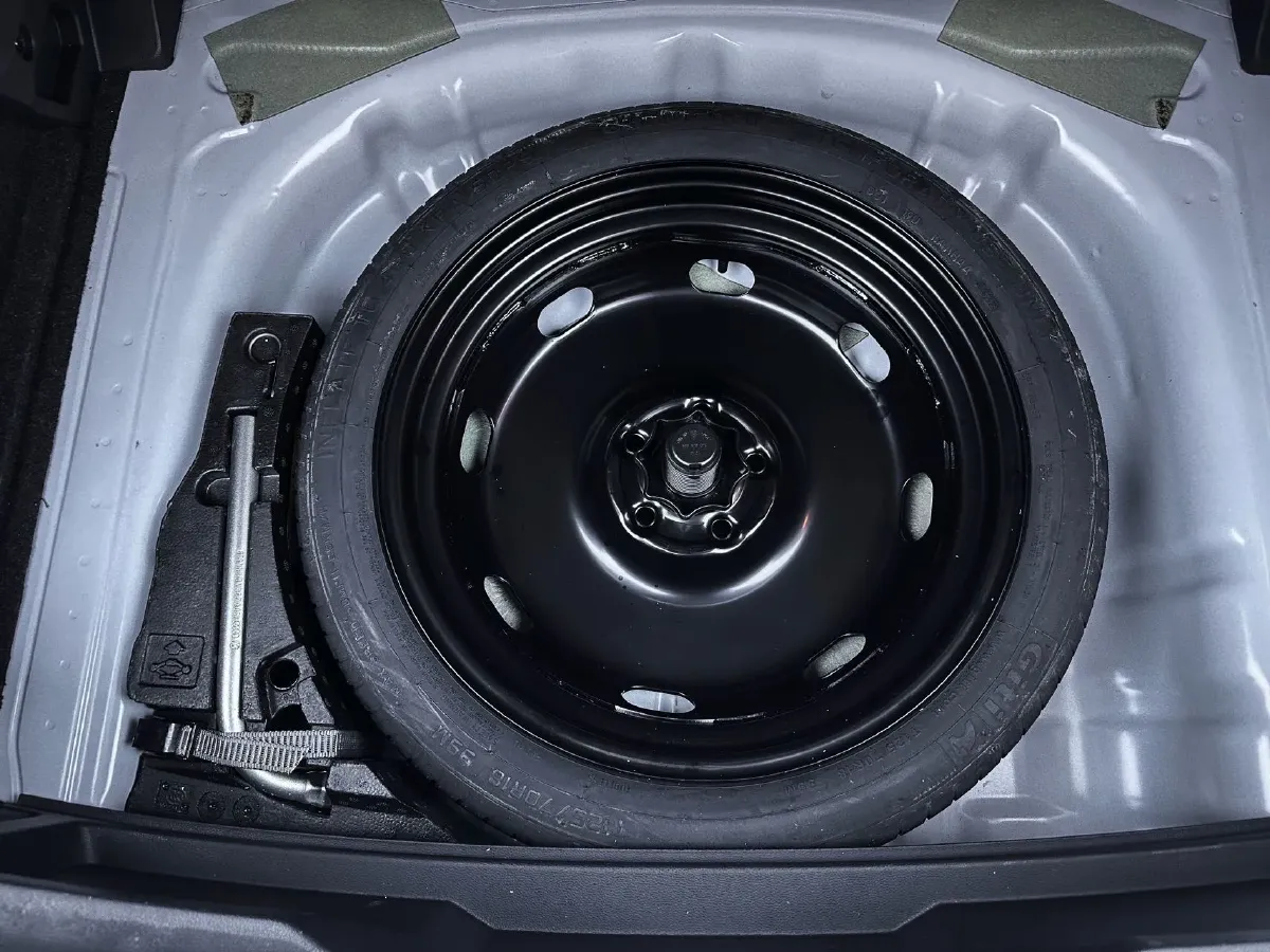 2022 Volkswagen T-Roc 1.4T 150HP L4 7DCT,autocango,china used car exporter,china ev exporter,chinese used car exporter,chinese used ev exporter