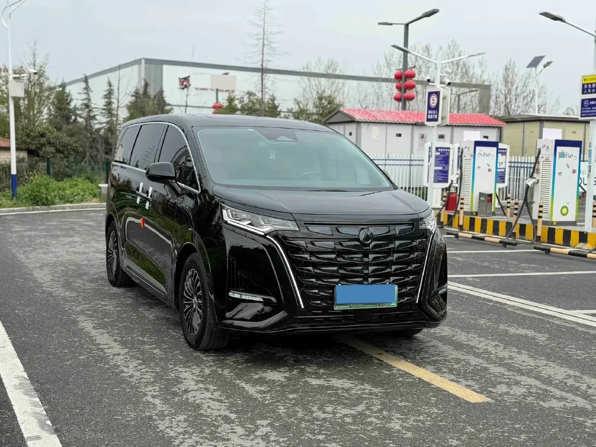 2024 Denza D9 1.5T 139HP L4 E-CVT PHEV 40KWH,autocango,china used car exporter,china ev exporter,chinese used car exporter,chinese used ev exporter