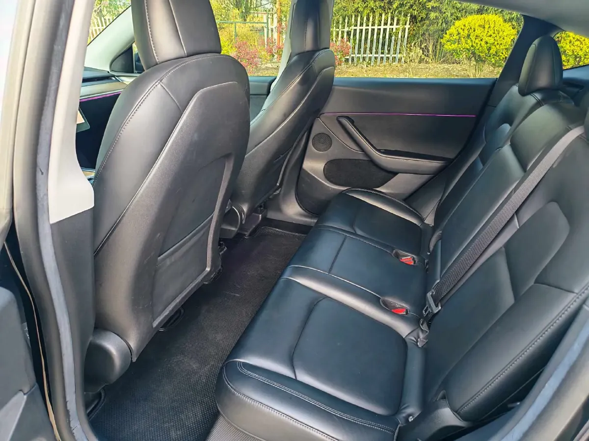 2022 Tesla Model Y BEV 60KWH,autocango,china used car exporter,china ev exporter,chinese used car exporter,chinese used ev exporter