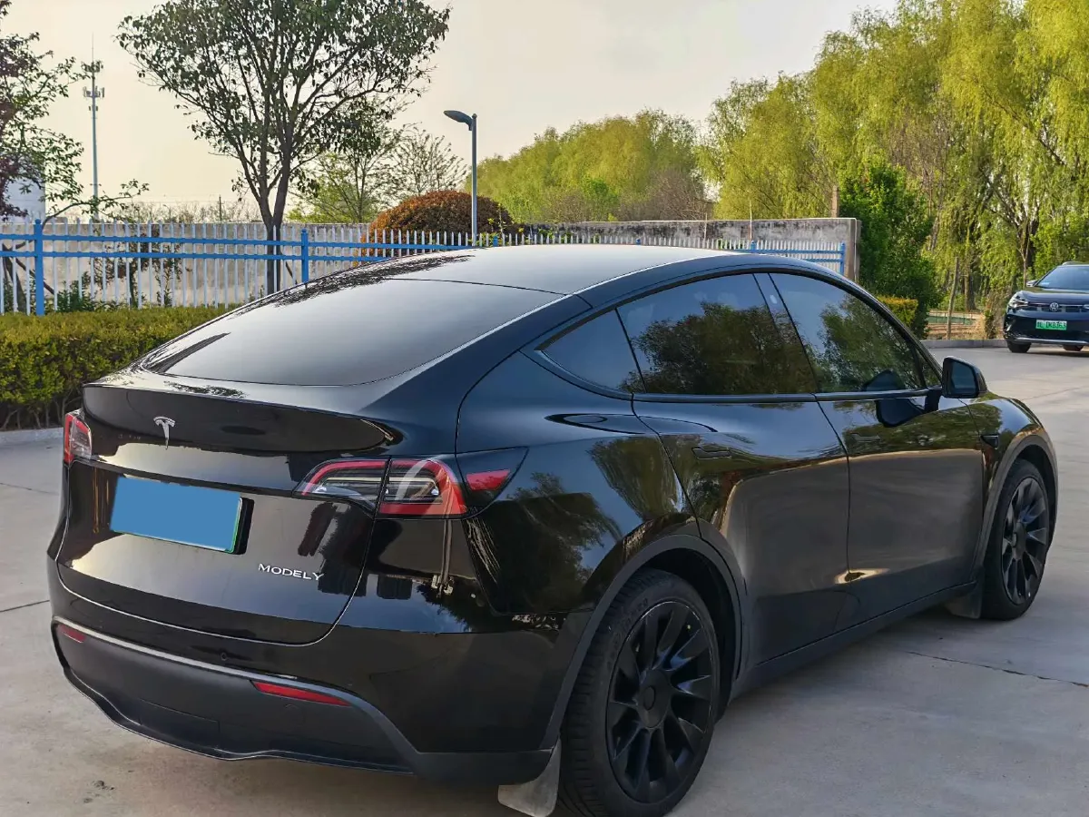 2022 Tesla Model Y BEV 60KWH,autocango,china used car exporter,china ev exporter,chinese used car exporter,chinese used ev exporter