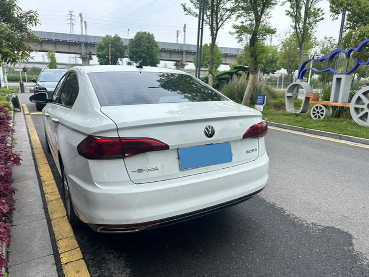 2021 Volkswagen Bora 1.5L 113HP L4 6AT,autocango,china used car exporter,china ev exporter,chinese used car exporter,chinese used ev exporter
