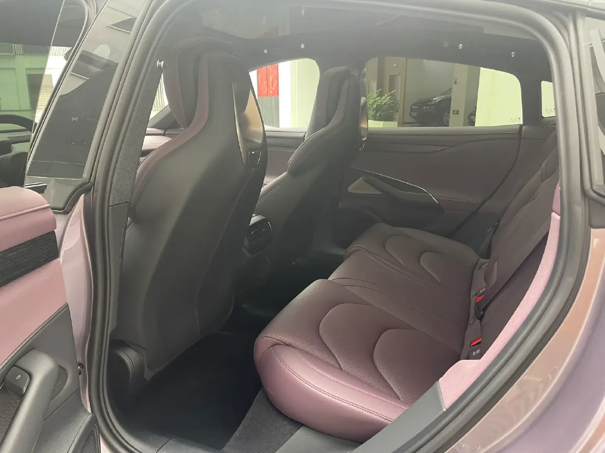 2024 MI SU7 BEV 94.3KWH,autocango,china used car exporter,china ev exporter,chinese used car exporter,chinese used ev exporter