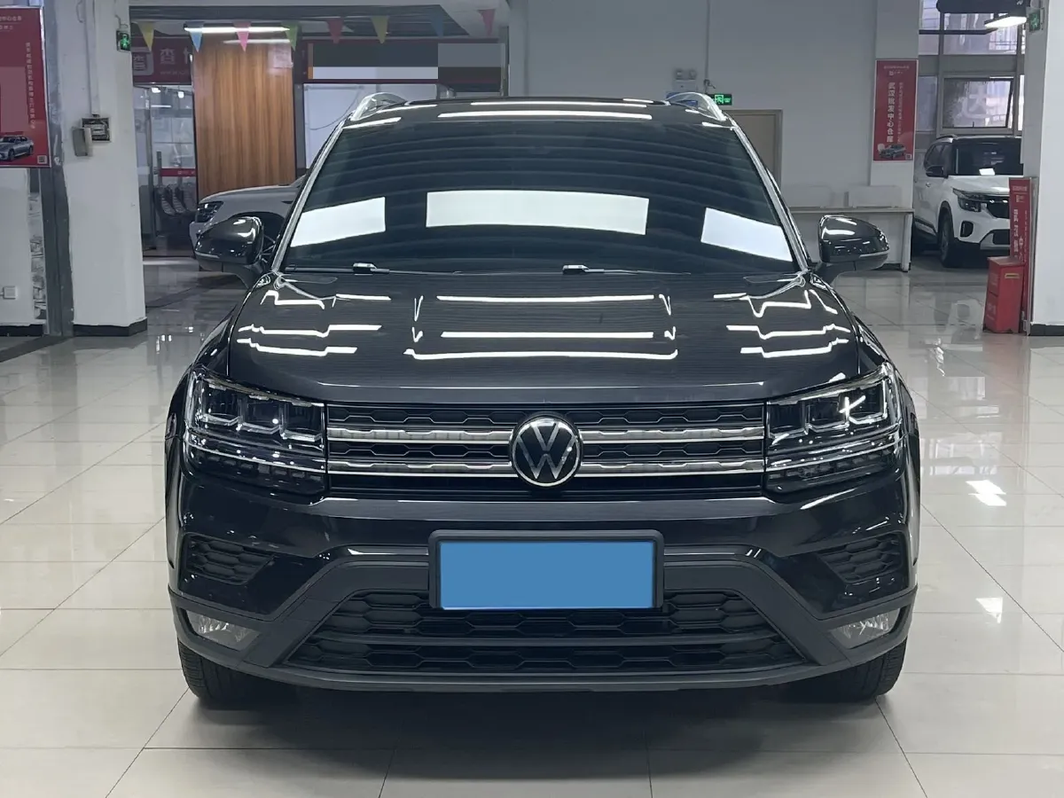 2022 Ford Transit 2.0T 202HP L4 6AT,autocango,china used car exporter,china ev exporter,chinese used car exporter,chinese used ev exporter