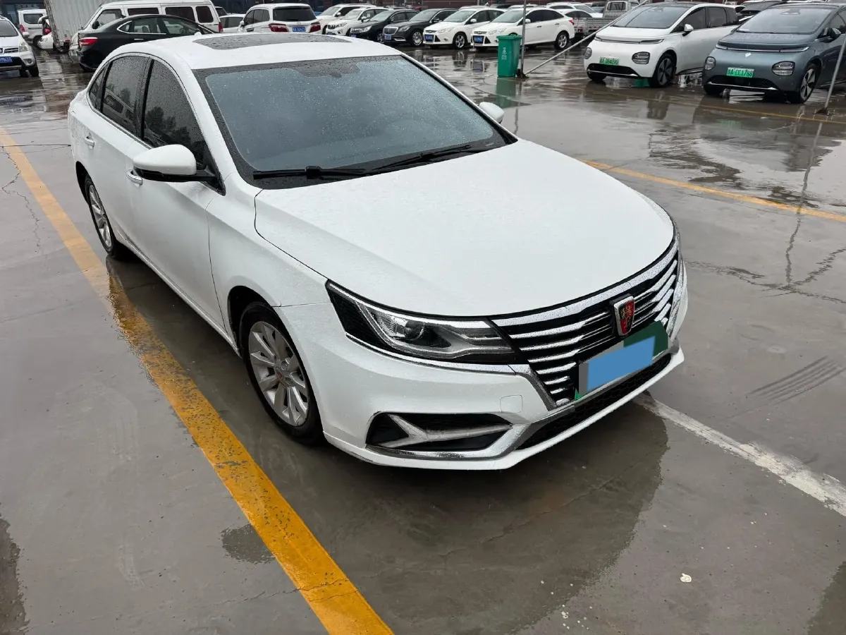2018 Roewe i6 1.0T 125HP L3 7DCT,autocango,china used car exporter,china ev exporter,chinese used car exporter,chinese used ev exporter