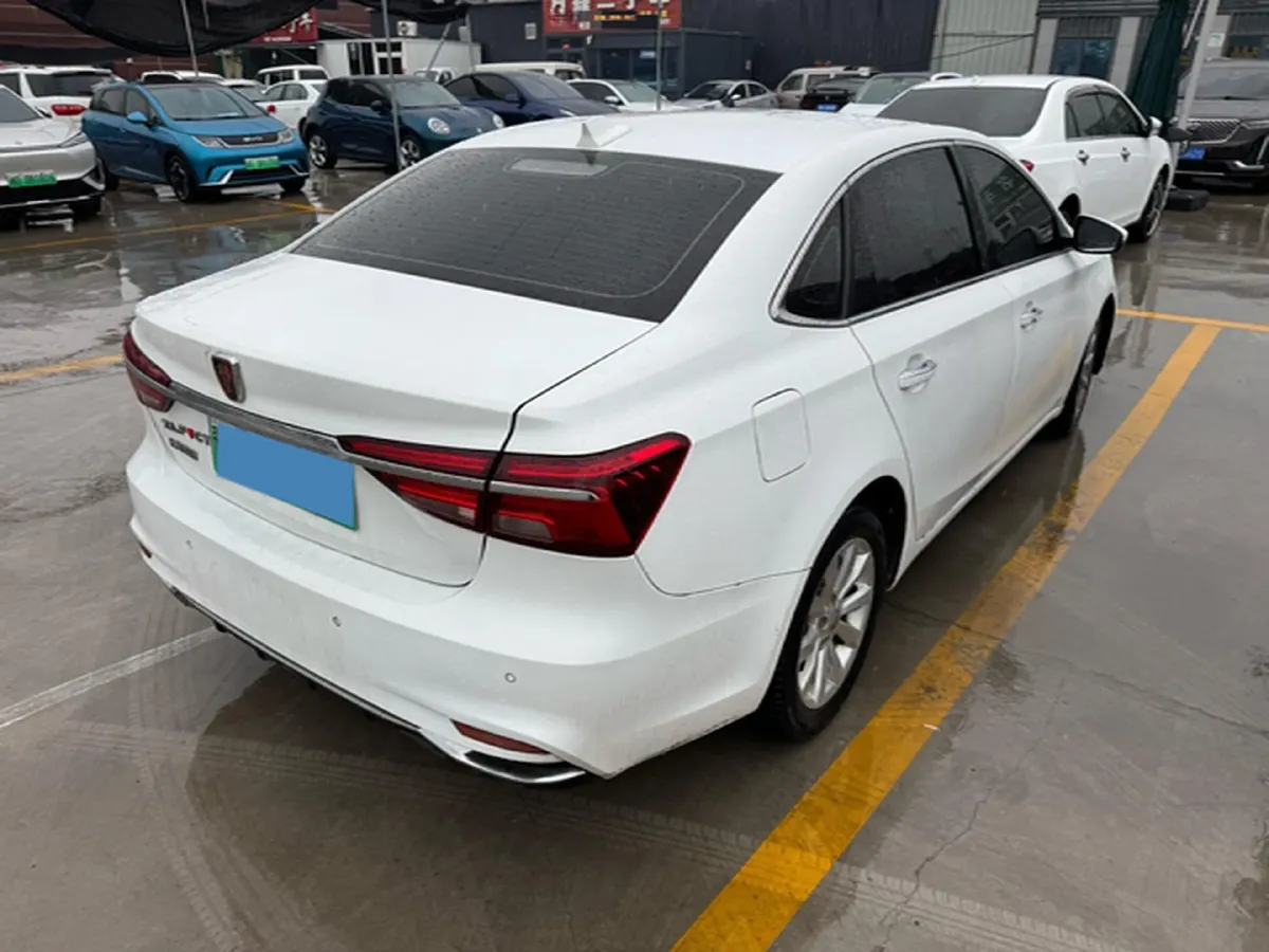 2018 Roewe i6 1.0T 125HP L3 7DCT,autocango,china used car exporter,china ev exporter,chinese used car exporter,chinese used ev exporter