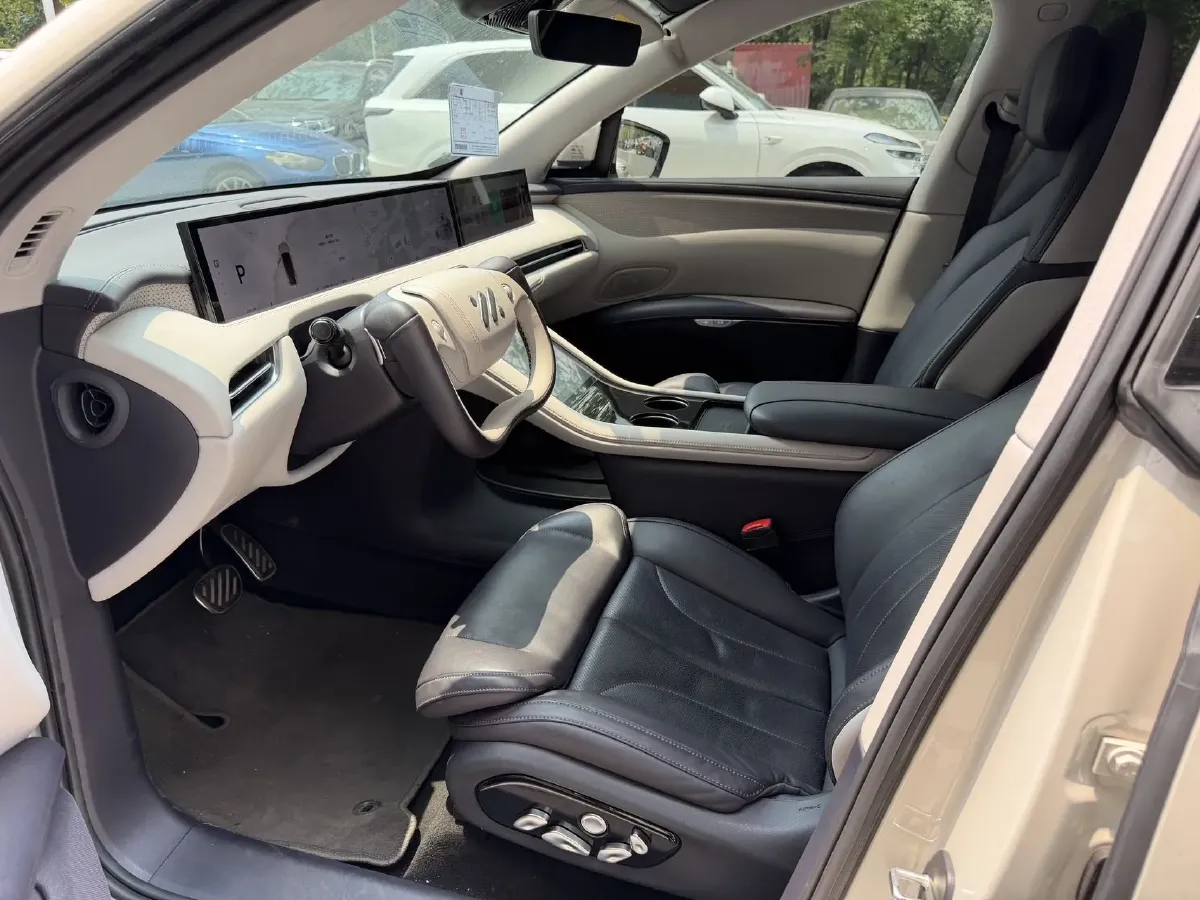 2023 IM LS7 BEV 90KWH,autocango,china used car exporter,china ev exporter,chinese used car exporter,chinese used ev exporter