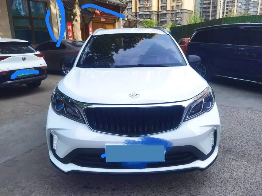 2022 Livan X3 PRO 1.5L 113HP L4 5MT,autocango,china used car exporter,china ev exporter,chinese used car exporter,chinese used ev exporter