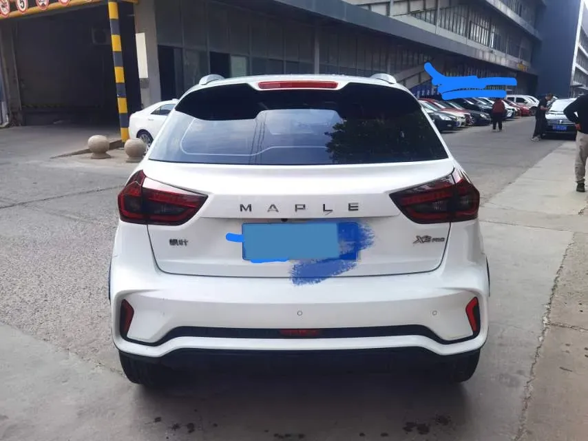 2022 Livan X3 PRO 1.5L 113HP L4 5MT,autocango,china used car exporter,china ev exporter,chinese used car exporter,chinese used ev exporter