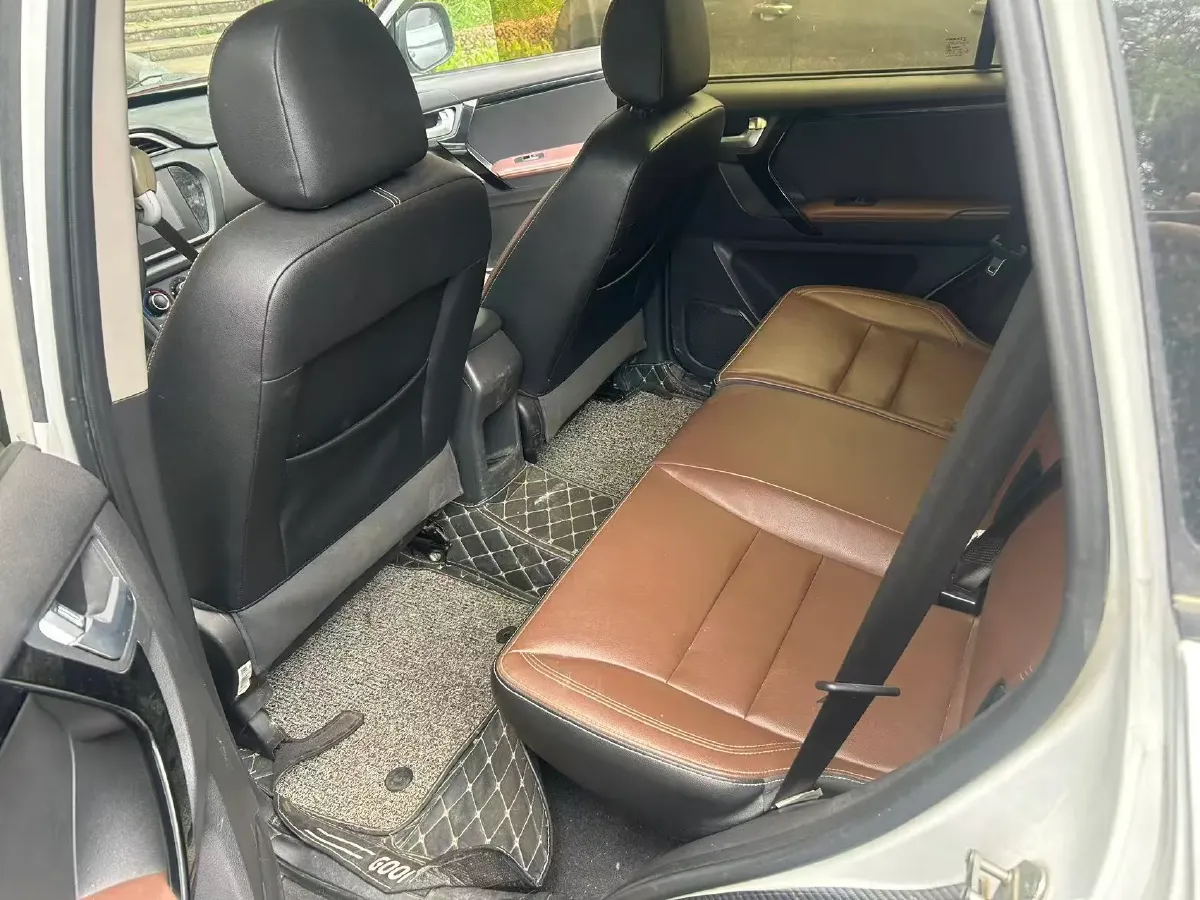 2018 Chery Tiggo 3 1.6L 126HP L4 5MT,autocango,china used car exporter,china ev exporter,chinese used car exporter,chinese used ev exporter