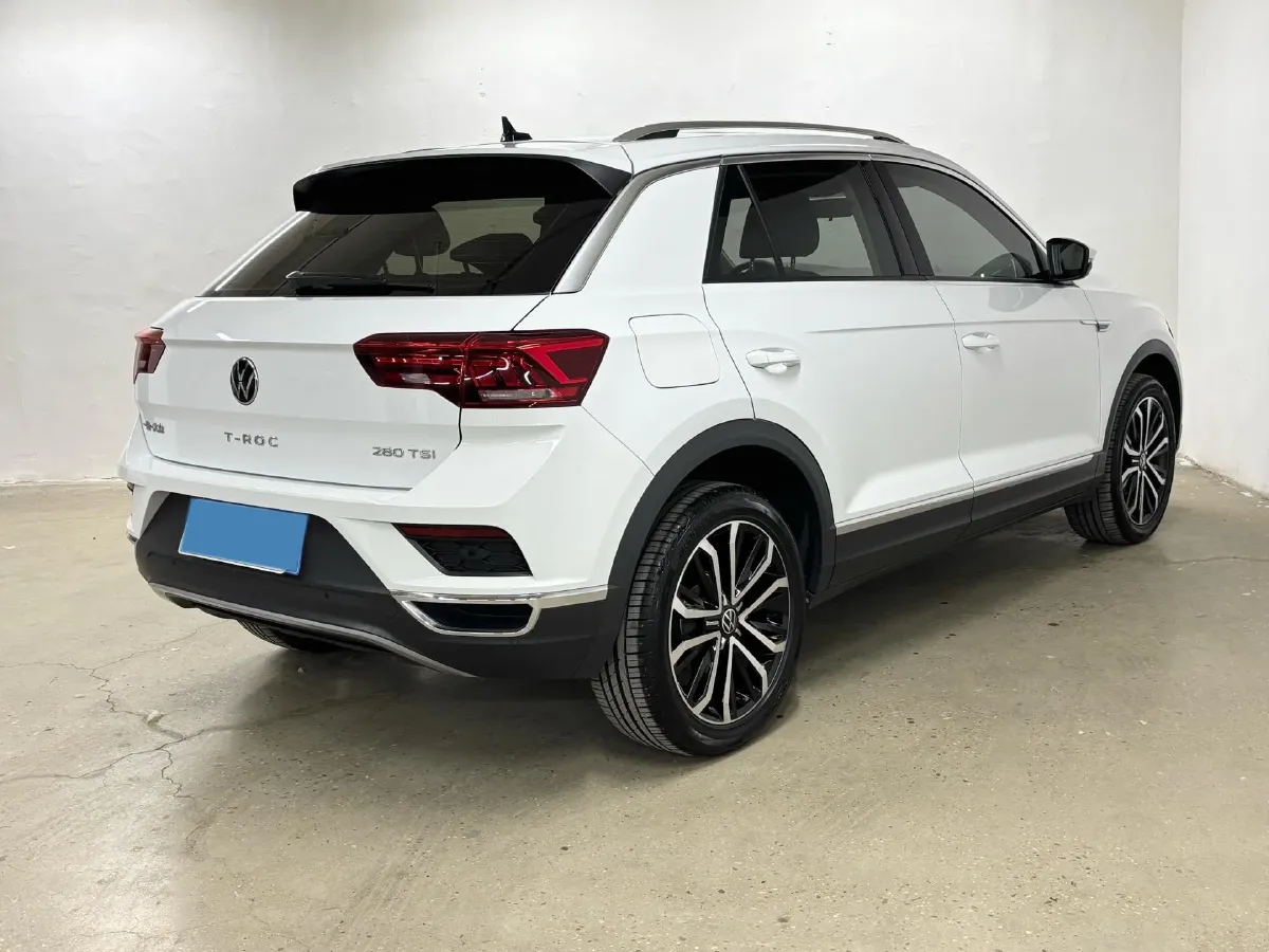 2021 Volkswagen T-Roc 1.4T 150HP L4 7DCT,autocango,china used car exporter,china ev exporter,chinese used car exporter,chinese used ev exporter