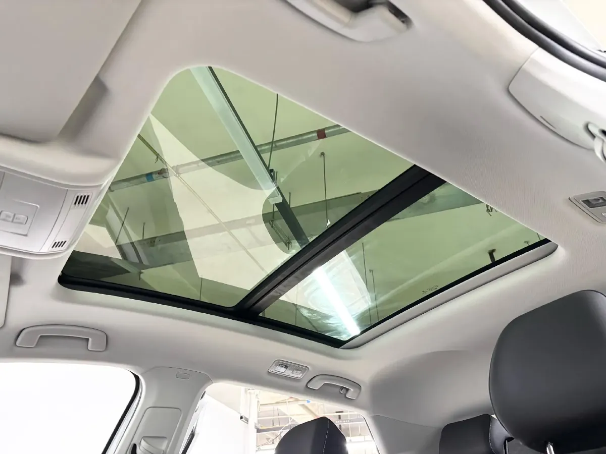 2021 Volkswagen T-Roc 1.4T 150HP L4 7DCT,autocango,china used car exporter,china ev exporter,chinese used car exporter,chinese used ev exporter