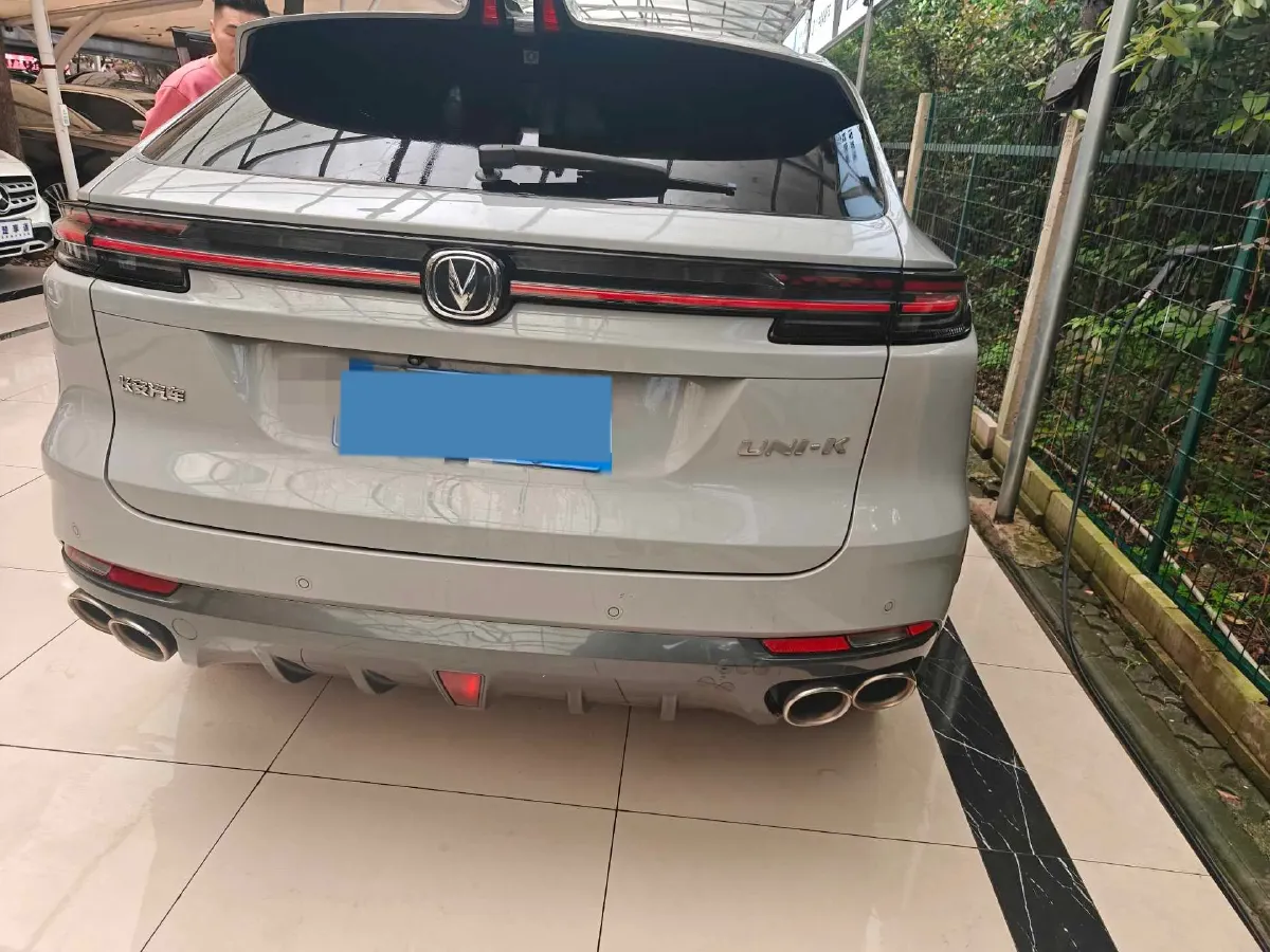 2021 ChangAn UNI-K 2.0T 233HP L4 8AT,autocango,china used car exporter,china ev exporter,chinese used car exporter,chinese used ev exporter