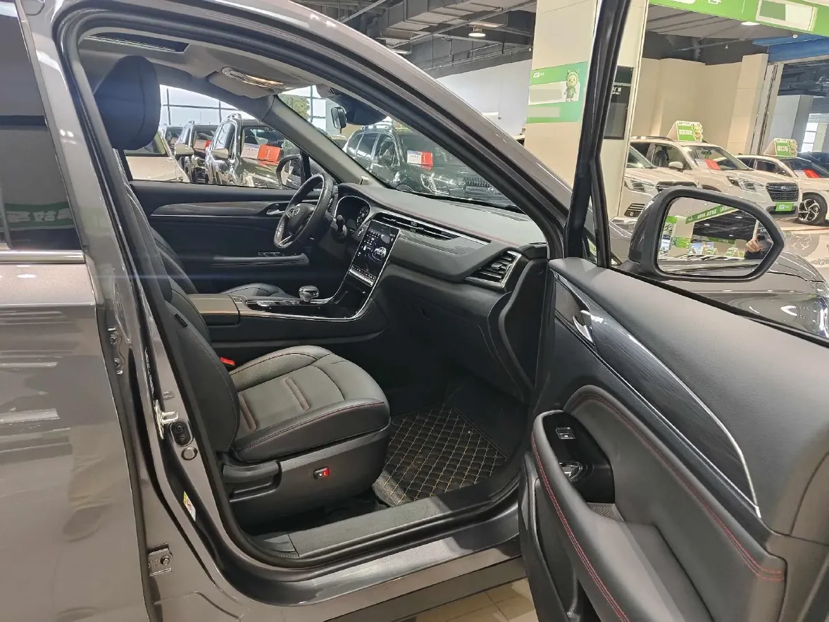 2021 GAC Trumpchi GS4 Plus 1.5T 169HP L4 6AT,autocango,china used car exporter,china ev exporter,chinese used car exporter,chinese used ev exporter