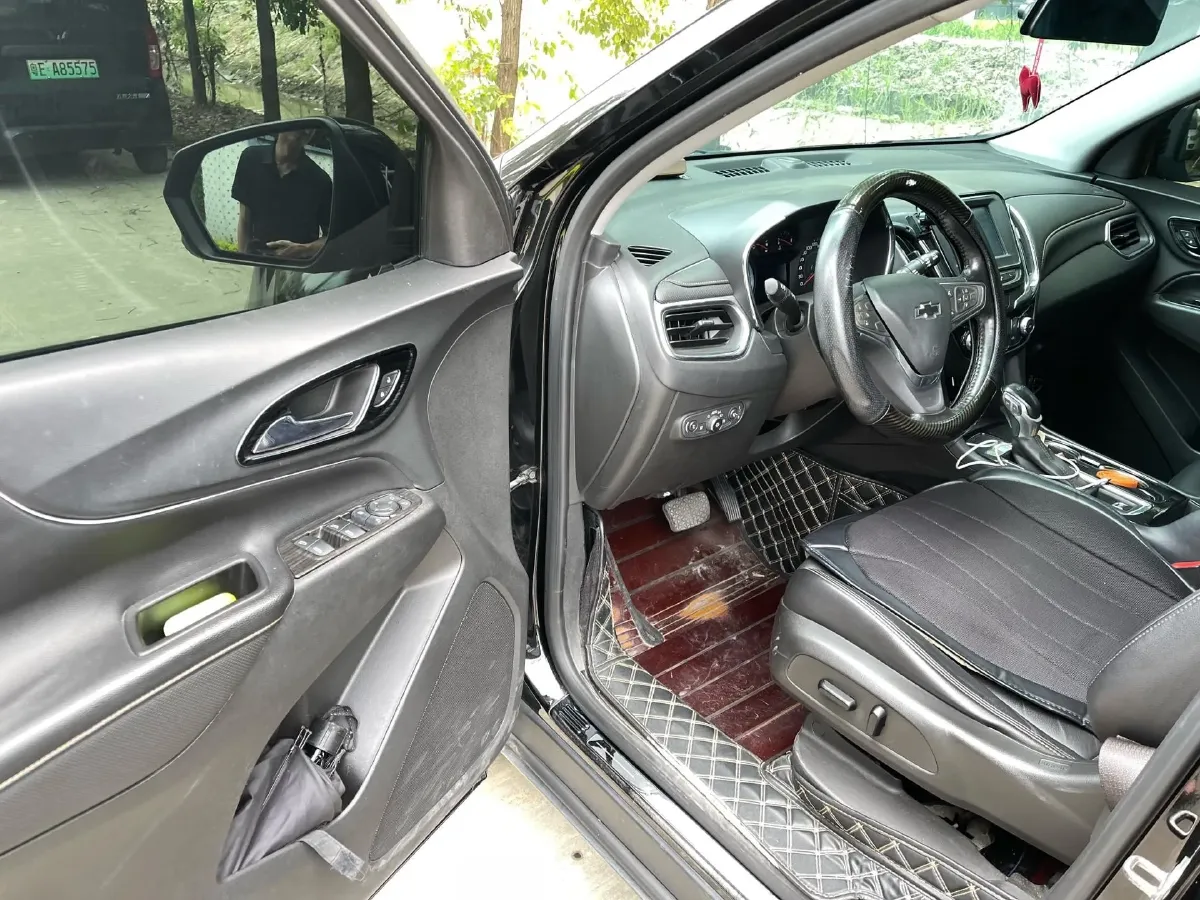 2019 Chevrolet Equinox 1.5T 169HP L4 6AT,autocango,china used car exporter,china ev exporter,chinese used car exporter,chinese used ev exporter