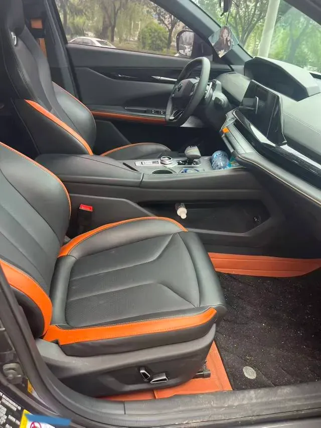 2023 ChangAn UNI-V 1.5T 188HP L4 7DCT,autocango,china used car exporter,china ev exporter,chinese used car exporter,chinese used ev exporter